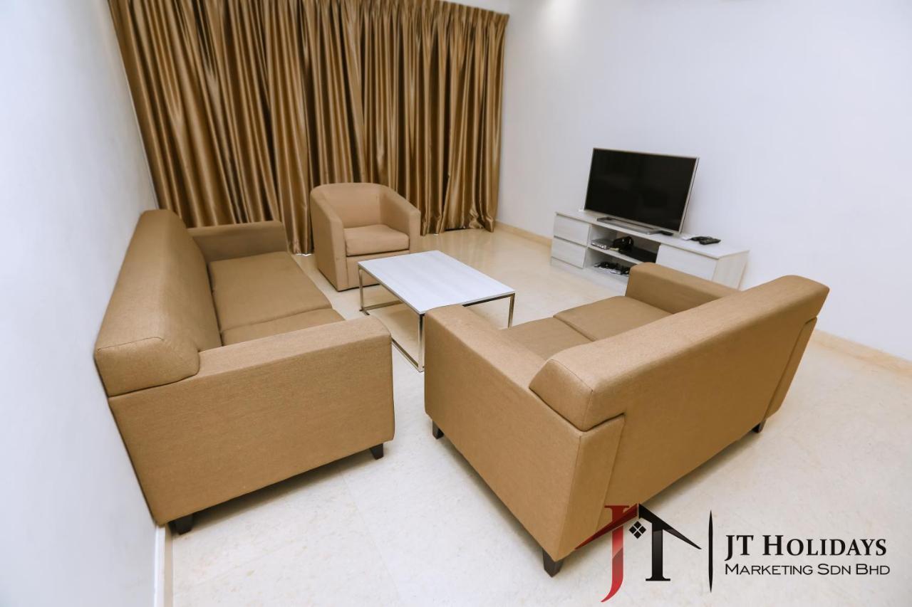 Richmond & Aston Kiara Suites Kl Куала-Лумпур Экстерьер фото